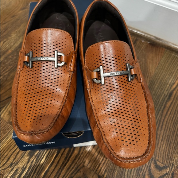 Men's Cole Haan loafers size 1- - Picture 2 of 4